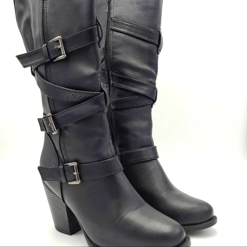 Black Boots